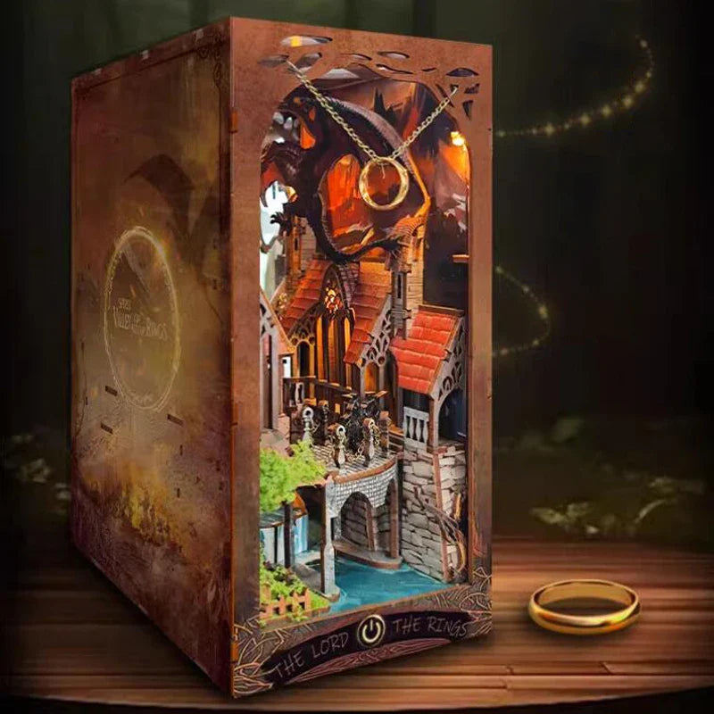 Book Nook – Epic Middle-earth Diorama Kit - Book Nook Kit