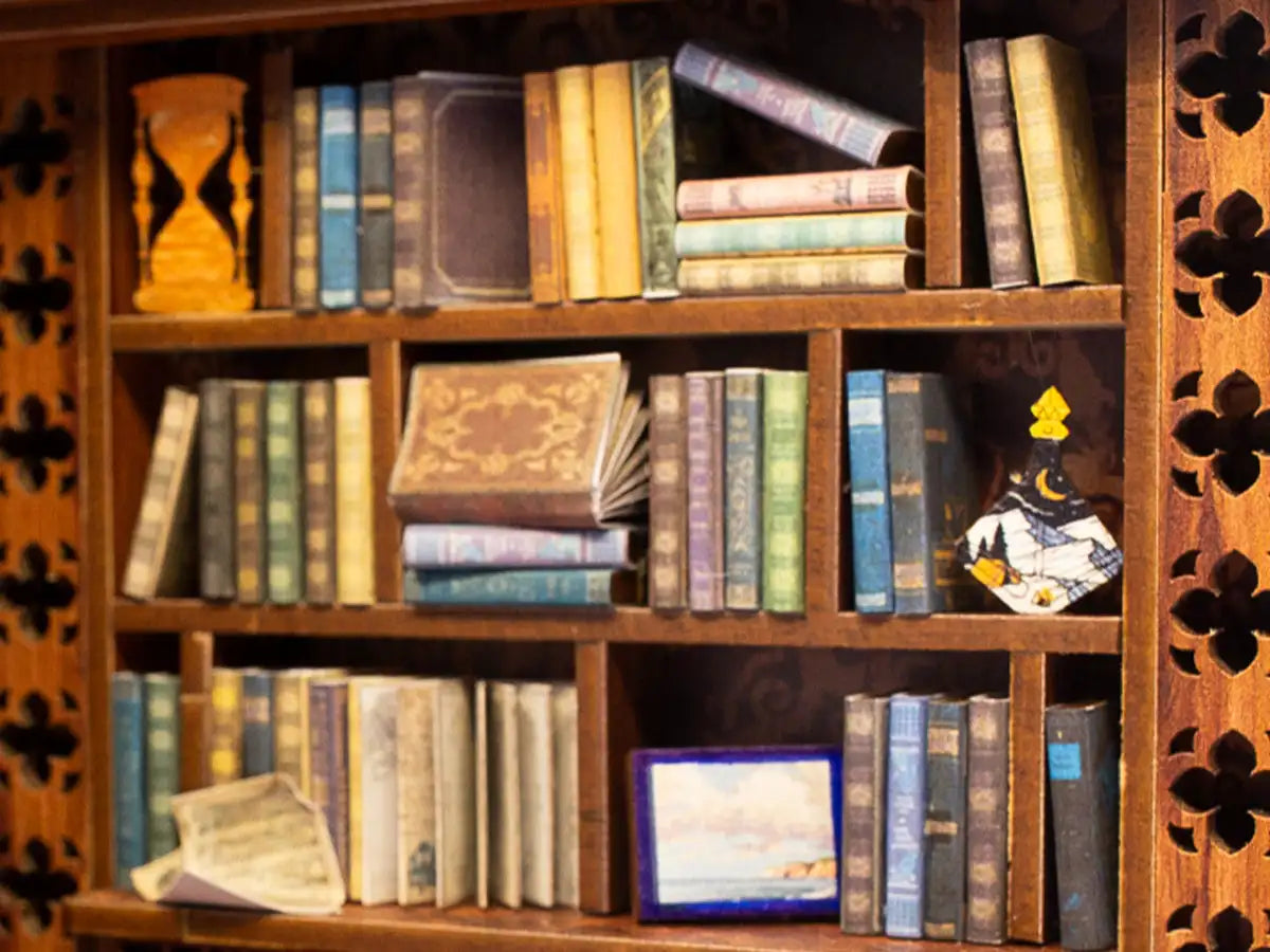 CUTEBEE Book Nook Kit Sets - Book Nook Kit