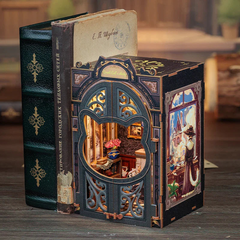 Count Cat’s Study – Wizard’s Book Nook for Magical Minds - Book Nook Kit