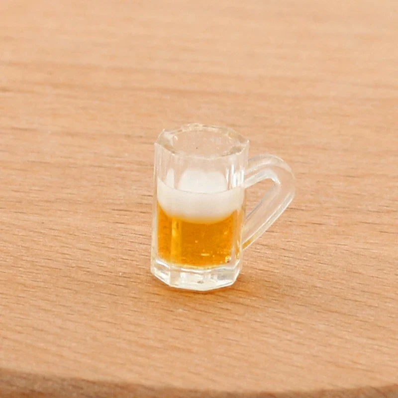 Miniature Beer Mugs – 1/6 Scale Resin Dollhouse Cups (10pcs)