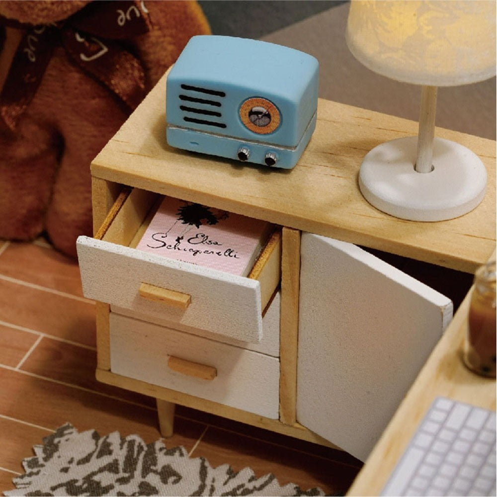 Kit de maison de bricolage mignon de mignon