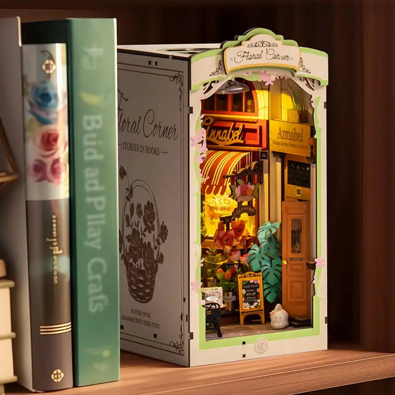 Robotime Rolife Floral Corner Book Nook Kit - Book Nook Kit