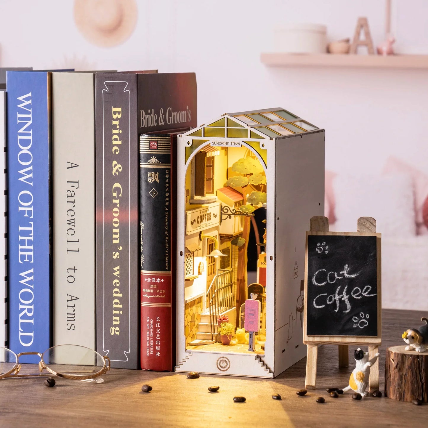 Rolife Sakura Densya TGB01 DIY Book Nook Kit - Book Nook Kit